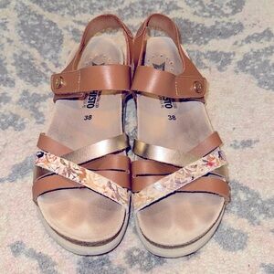 Mephisto Halinka Camel Sandals EU sz 38/US 7.5